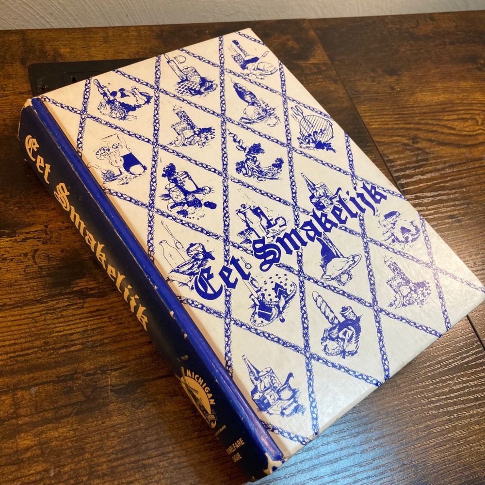 Eet Smakelijk Holland Michigan Dutch Vintage Cookbook 1982 Recipes Hardcover